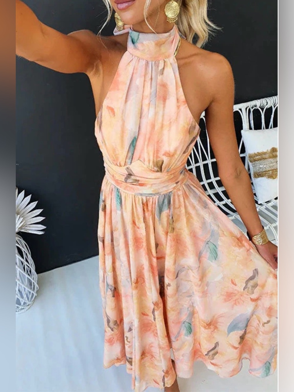 Sleeveless Halter Floral Maxi Dress in Peach - Picture 3 of 12